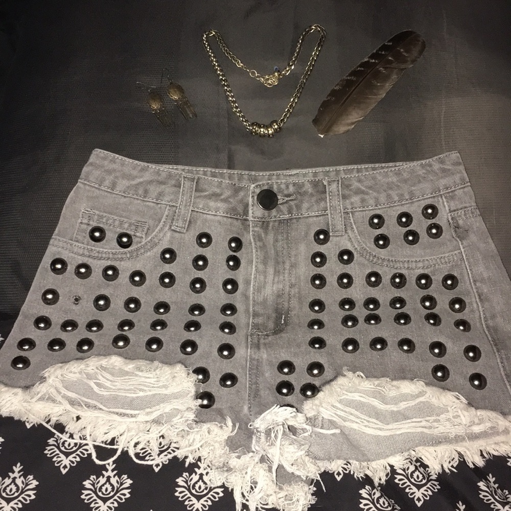 Studded jean shorts!